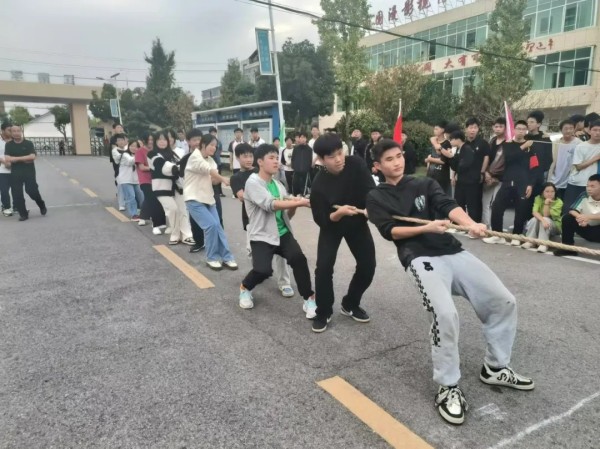 岳陽(yáng)市江南通信職業(yè)技術(shù)學(xué)校有限公司,岳陽(yáng)江南學(xué)校,岳陽(yáng)江南通信學(xué)校,岳陽(yáng)職業(yè)學(xué)校